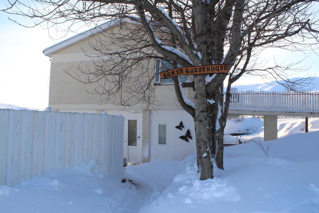 Lonsa Guesthouse Akureyri Exterior foto